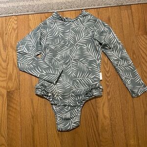 EUC Imagine Perry girls 7/8 swimsuitt